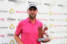 Der Tscheche Ales Korinek triumphiert bei der Raiffeisen Pro Golf Tour St. Pölten