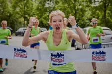 Katharina Heinig und Fate Tola starten beim Mainova Frankfurt Marathon