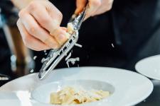 Corona-Krise: Slow Food erstellt Maßnahmenkatalog für Deutschlands Gastronomie und fordert Bund, Länder und Kommunen zum Handeln auf