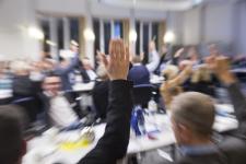 IHK verabschiedet Wirtschaftsplan 2017