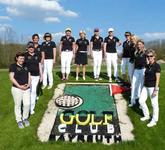 Golf-Damen auf dem ersten Tabellenplatz