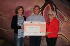Anlassspende in Höhe von 2.650,00 Euro zugunsten der Kinder-Akademie Fulda - Scheckübergabe fand am 18. August 2017 statt