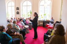 Premierenschaufenster zu Emmerich Kálmáns Operette "Die Czárdásfürstin"