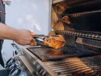 Heißer Jahresauftakt: Gourmetfleisch.de beim legendären „Angrillen bei Opel“