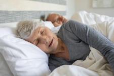 Zeitumstellung stört den Schlaf und schwächt das Immunsystem