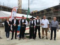 IMMAC feiert Richtfest in Kirchbarkau