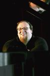 Jazz-Pianist Simon Nabatov spielt heiße Rhythmen aus Brasilien