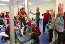 Hochmoderne Trainingsgeräte unterstützen die Therapie im PASSAUER WOLF Bad Gögging
