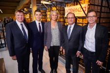 Sarenza und XPO Logistics eröffneten in Anwesenheit von Frankreichs Präsident Hollande ihr neues Vertriebszentrum nahe Paris