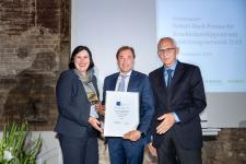 Professor Alexander W. Friedrich erhält Preis für Krankenhaushygiene und Infektionsprävention 2019