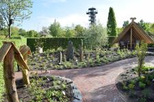 "Deutschlands größte Mustergartenanlage" zeigt sich jetzt in voller Blüte!
