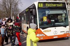1'020 Fasnächtler fahren in BSU-Extra-Bussen an die Chesslete