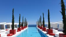 Curio Collection by Hilton heizt die Costa del Sol in Spanien ein