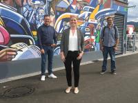 Freiburgs größtes Kunstwerk ist fertig: 320 Meter Graffiti mitten aus dem Freiburger Leben