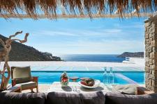 EWTC erweitert Portfolio auf Mykonos