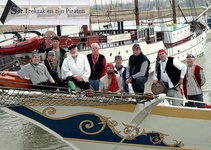 Echte Seefahrerromantik beim Shanty-Festival in Heiligenhafen