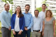 Menschen mit einer beginnenden Demenzerkrankung können bei der Entwicklung von neuer Technik mitreden / Studienteilnehmer gesucht