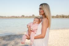 Crowdfunding sustainable Cashmere: Baby luxury by nature