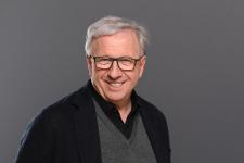 Bundesverdienstkreuz am Bande für Ehrenpräsident Wolfgang Riehle