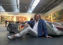 PopArt Ausstellung von BERND LUZ „Legends of Le Mans” im Museum Volkswagen in Wolfsburg