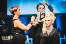 Von A wie Augenpflege bis Z wie Zopf - Die "Beauty Live" und die "Hair-Factory Kalkar" gehen ab jetzt Hand in Hand