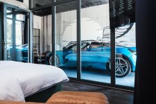 Übernachtung in der Luxusgarage, Tauchübungen im Trockenen oder Personal-Shopping in der VIP Suite - die schönsten und individuellsten Geschenkideen zu Weihnachten