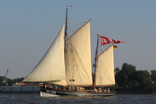 Buntes Hafenfest im Museumshafen Oevelgönne für die ganze Familie!