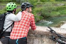 Neue Lust auf Outdoor-Feeling: Was müssen Einsteiger für den ersten Wander- und Radurlaub wissen?