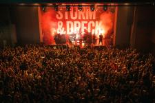 Feine Sahne Fischfilet: Eigene Open Airs 2019. 100.000 Besucher feierten Band 2018 auf Tour