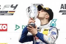 Zwei Siege für kfzteile24 Mücke Motorsport in ADAC Formel 4 auf Sachsenring