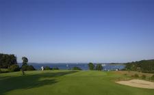 Hyggelig golfen in den Sommergrüns rund um Glücksburg