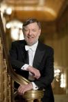 Sir Andrew Davis dirigiert Mahlers Siebte Symphonie am 30.04.