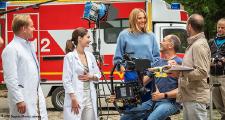 "Endlich Freitag im Ersten": Drehstart für weiteren Film der beliebten ARD-Degeto-Reihe PRAXIS MIT MEERBLICK mit Tanja Wedhorn