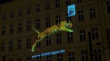 V8 Filmproduktion beamt für WWF den Tiger an bundesdeutsche Hauswände