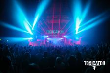 TOXICATOR: 10 "harte" Jahre