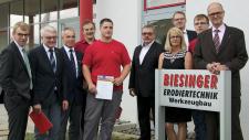 Dominik Müller ist Lehrling des Monats August