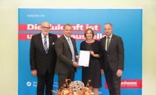 Berufsschulen zukunftssicher gestalten: Brandenburgischer Handwerkskammertag übergibt Resolution an Bildungsministerium