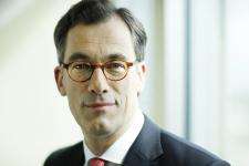 Veränderungen in der Führung der Oetker-Gruppe und der Dr. August Oetker Nahrungsmittel KG