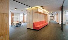 Sue Architekten entscheiden sich im schubhaftzentrum Vordernberg (at) für Bolon