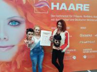 Haar-Messe in Nürnberg: Auszubildende der Herzogsägmühler Berufsschule belegen 3. Platz