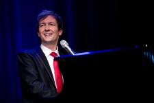 Ein Mann & sein Klavier: "UDO JÜRGENS...Unvergessen!"
