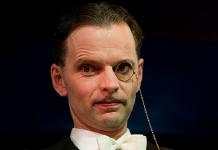 Im 20er-Jahre Kostüm zur Show nach Essenbach