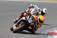 Gaststarter Robert Schotman fährt zur Pole Position auf dem Nürburgring