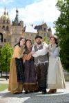 Fiedeln und Fechten: "Anatevka" und "Cyrano de Bergerac" bei den Schlossfestspielen 2019