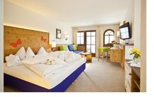 Von der Mirabell Dolomiten Wellness Residenz ins Wintervergnügen am Kronplatz starten