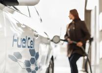 Fahrzeugingenieur Dr. Ulrich W. Schiefer zum Thema Wasserstoff: "Das Brennstoffzellenauto - Innovationsversagen trotz deutscher Ingenieurskunst?"
