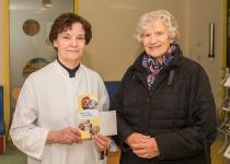 Spende statt Nippes und Schnippes