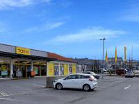 FCR Immobilien AG kauft vollvermieteten Fachmarkt in Höchstadt a.d. Aisch