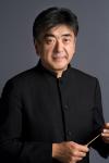 Yutaka Sado mit Akkordeonistin Mie Miki am 04.06. in der Berliner Philharmonie