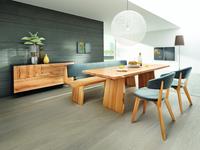 Trend natürlich Wohnen auf der imm cologne 2015 – urbane Gemütlichkeit mit dem Wohn- und Speisezimmerprogramm PURO von Anrei Reisinger